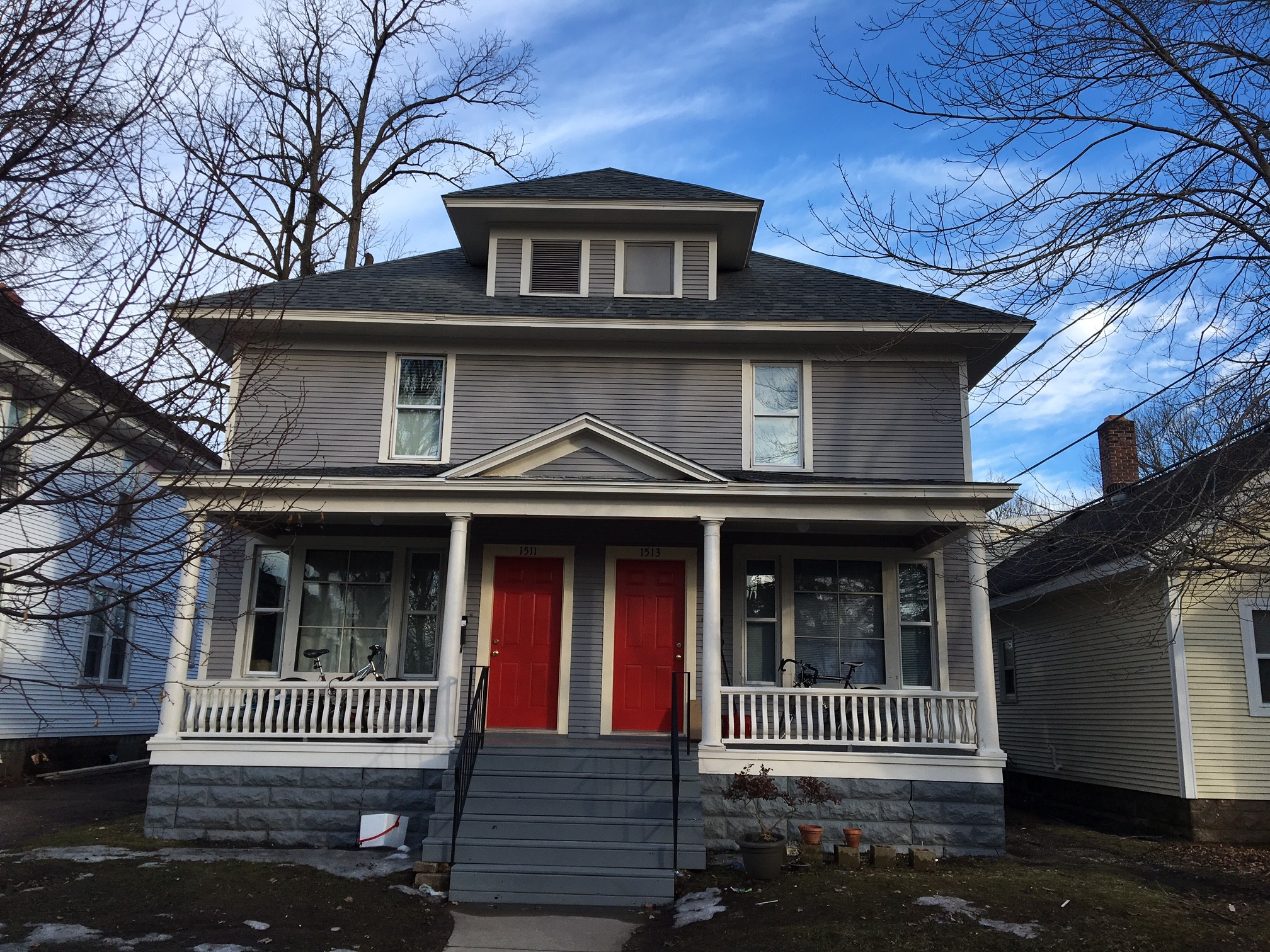 Investment Realty, Eau Claire, WI University Housing 1511 Wilson Street